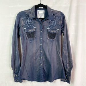 Roar Blue Distressed Embellished Embroidered Button Up Western Shirt Sm